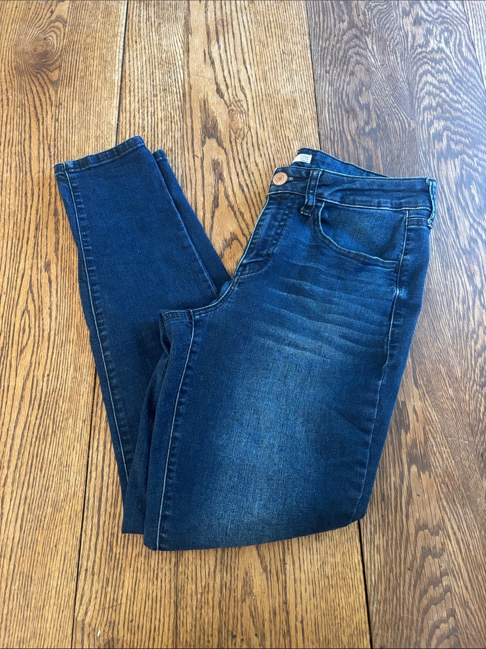 SO Women's Skinny Jeans in Dark Blue Wash